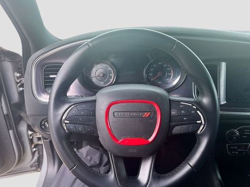Used 2018 Dodge Charger R/T w/ Blacktop Package RWD image 11