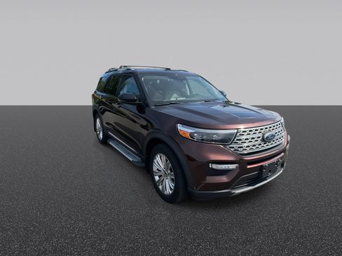 Used 2020 Ford Explorer Limited w/ Class III Trailer Tow Package AWD/4WD image 3