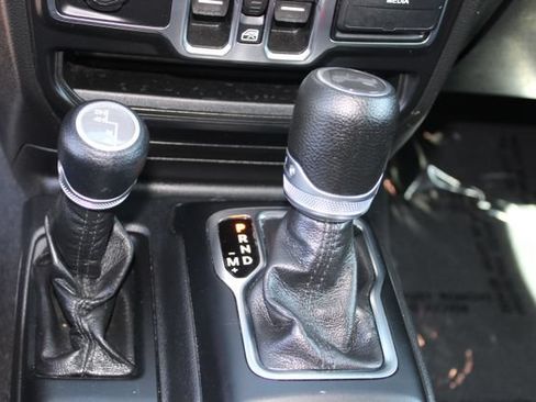 Used 2021 Jeep Wrangler Unlimited Sport AWD/4WD image 16