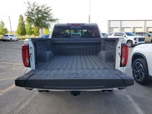 Used 2024 GMC Sierra 1500 Denali w/ Denali Reserve Package AWD/4WD image 9