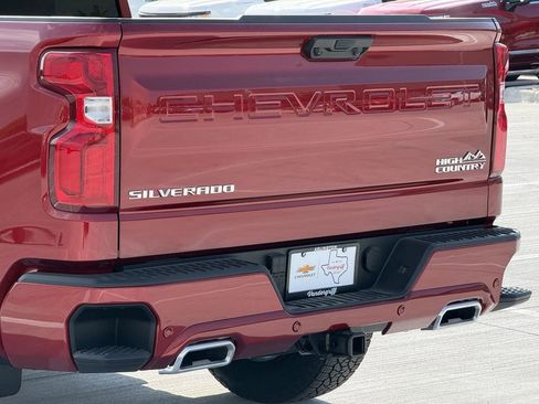 New 2026 Chevrolet Silverado 1500 High Country w/ Technology Package image 6