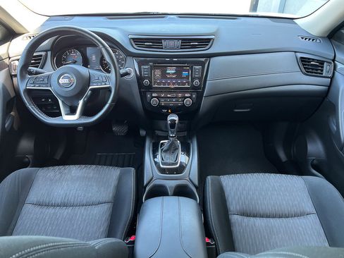 Used 2018 Nissan Rogue SV AWD/4WD image 30