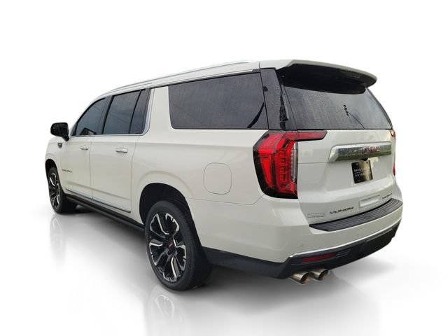 Used 2022 GMC Yukon XL Denali RWD image 3