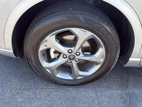 Used 2024 Ford Escape ST-Line AWD/4WD image 10