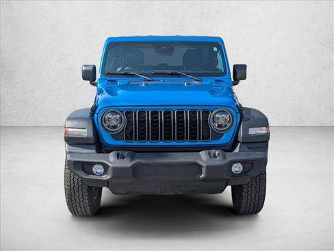 Used 2025 Jeep Wrangler Sport AWD/4WD image 2
