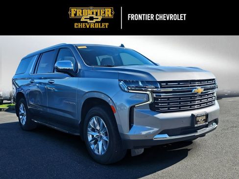 Used 2024 Chevrolet Suburban Premier AWD/4WD image 1