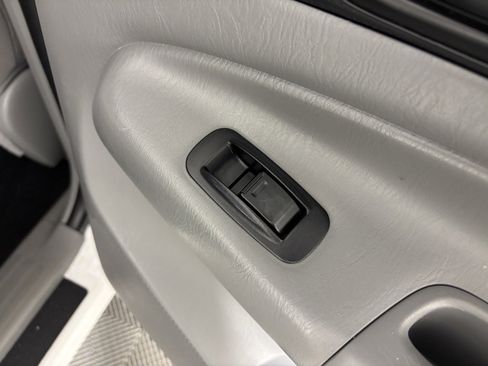 Used 2014 Toyota Tacoma 4x4 Double Cab image 43