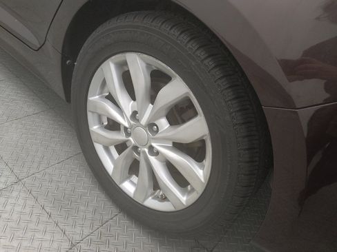 Used 2015 Kia Optima LX FWD image 31