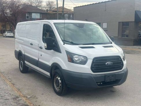 Used 2017 Ford Transit 250 130 Low Roof image 1