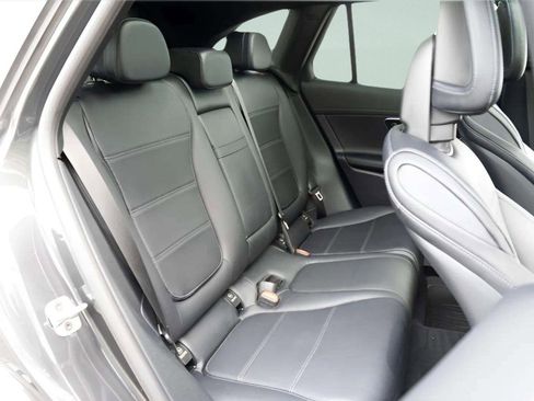 Used 2024 Mercedes-Benz GLC 300 4MATIC image 47