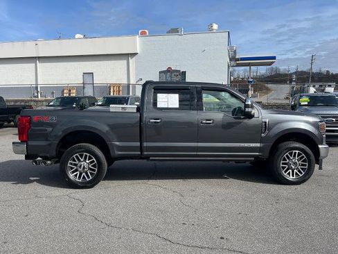 Certified 2020 Ford F350 Platinum image 2