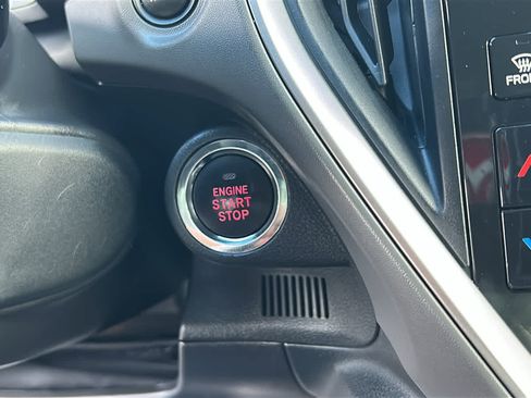 Certified 2024 Subaru Crosstrek 2.0i Premium AWD/4WD image 18