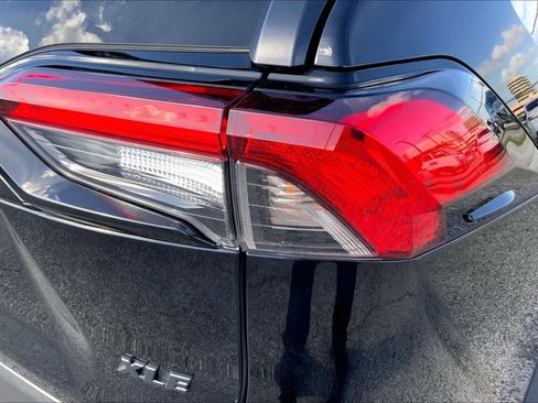 Used 2025 Toyota RAV4 XLE Premium FWD image 30