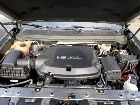Used 2022 Chevrolet Colorado LT RWD image 11