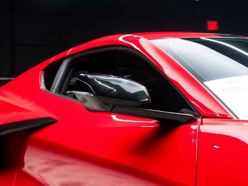 Used 2020 Chevrolet Corvette Stingray Preferred Cpe w/ 2LT Preferred Equipment Group RWD image 12