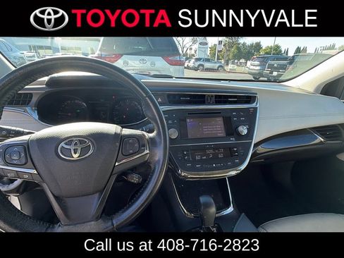Used 2014 Toyota Avalon XLE Touring FWD image 4