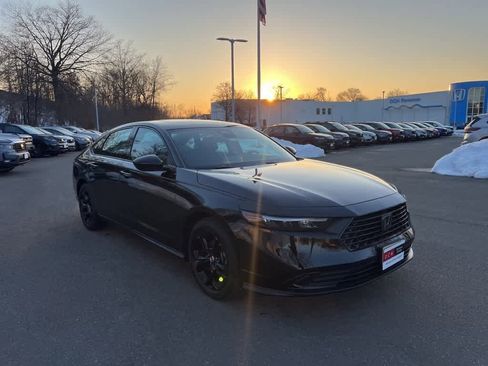 Used 2025 Honda Accord SE image 33