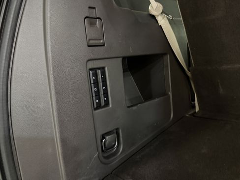 Used 2024 Lincoln Navigator Premiere image 29