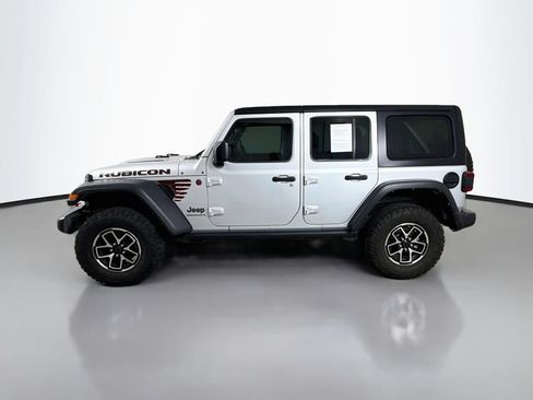 Used 2024 Jeep Wrangler Unlimited Rubicon AWD/4WD image 4