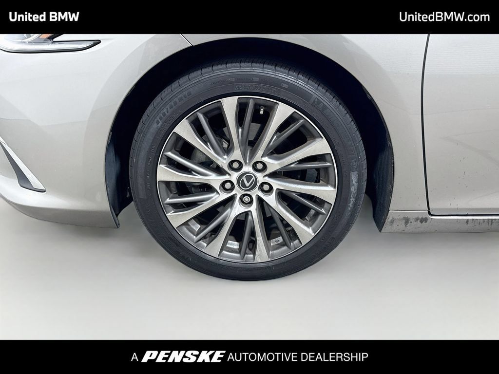 Used 2020 Lexus ES 350 w/ Premium Package FWD image 9