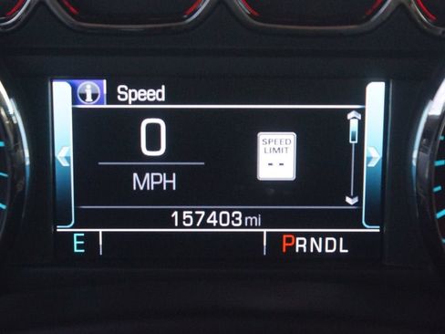 Used 2019 GMC Yukon XL SLT w/ Open Road Package RWD image 4
