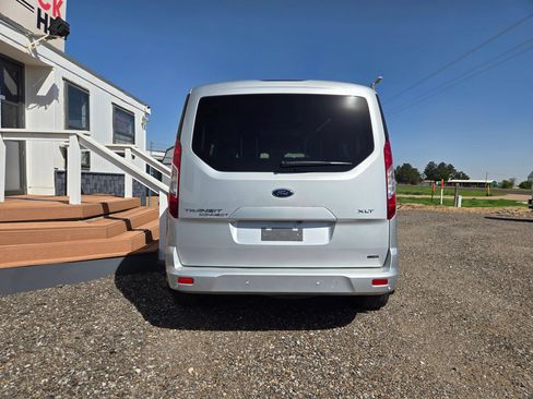 Used 2021 Ford Transit Connect XLT FWD image 6