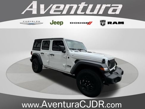 Used 2026 Jeep Wrangler Unlimited Sport AWD/4WD image 1