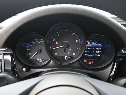 Certified 2026 Porsche Macan Turbo AWD/4WD image 19