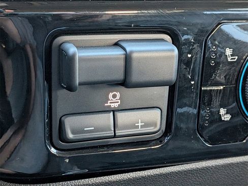 Used 2025 Chevrolet Silverado 2500 LT w/ Trail Boss Package image 25