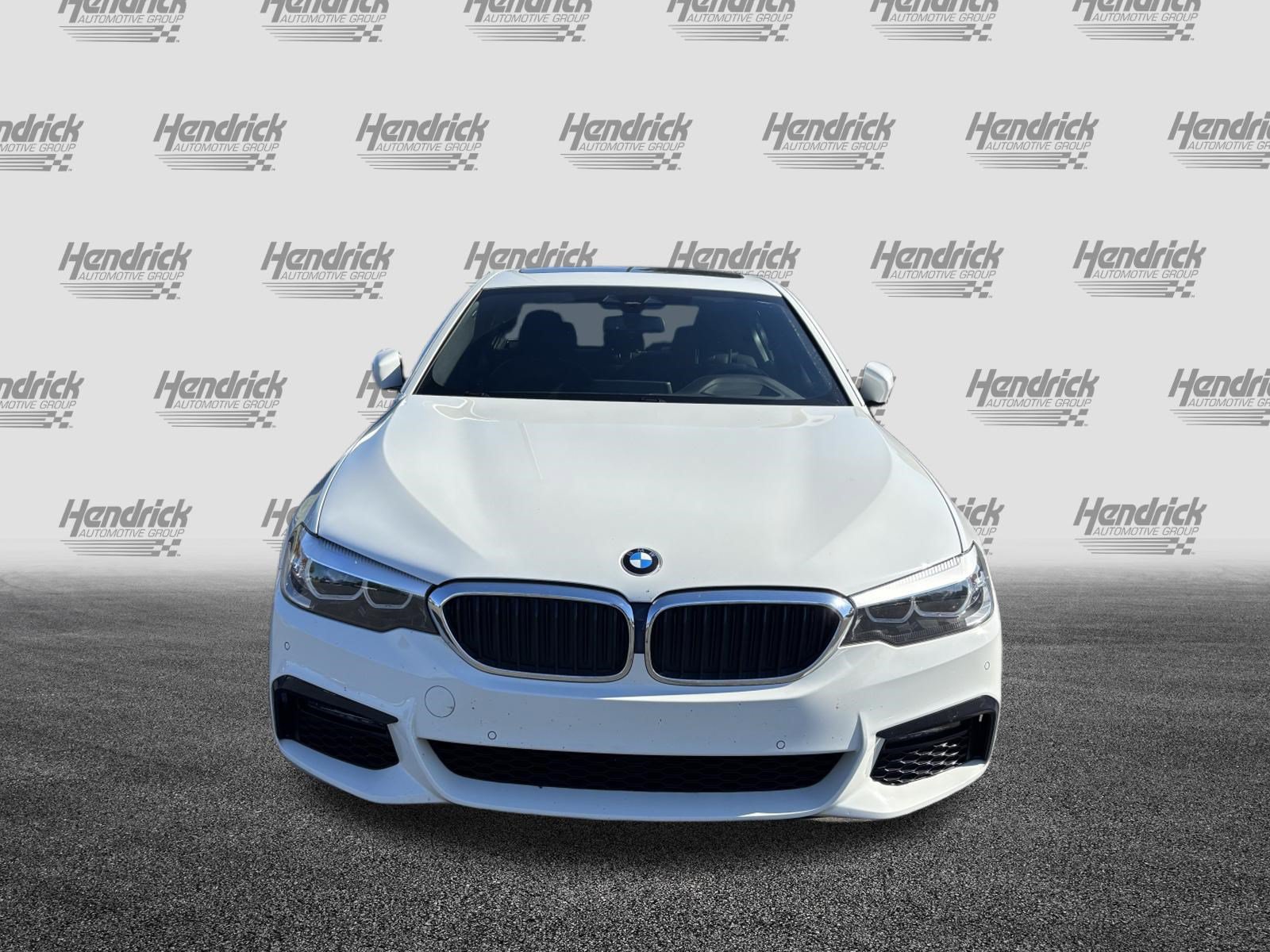 Used 2020 BMW 530i w/ M Sport Package RWD image 3