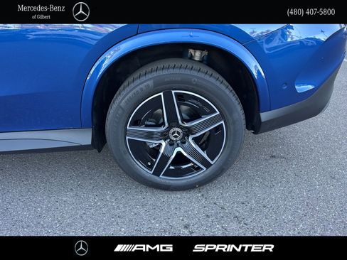 New 2025 Mercedes-Benz GLC 300 4MATIC image 9
