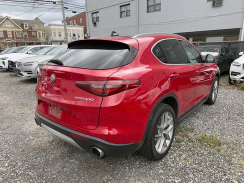 Used 2018 Alfa Romeo Stelvio Ti image 6