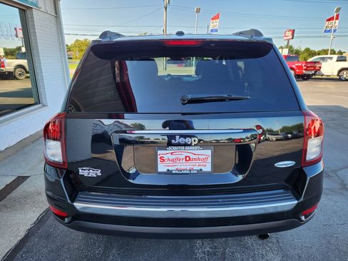 Used 2017 Jeep Compass High Altitude FWD image 4
