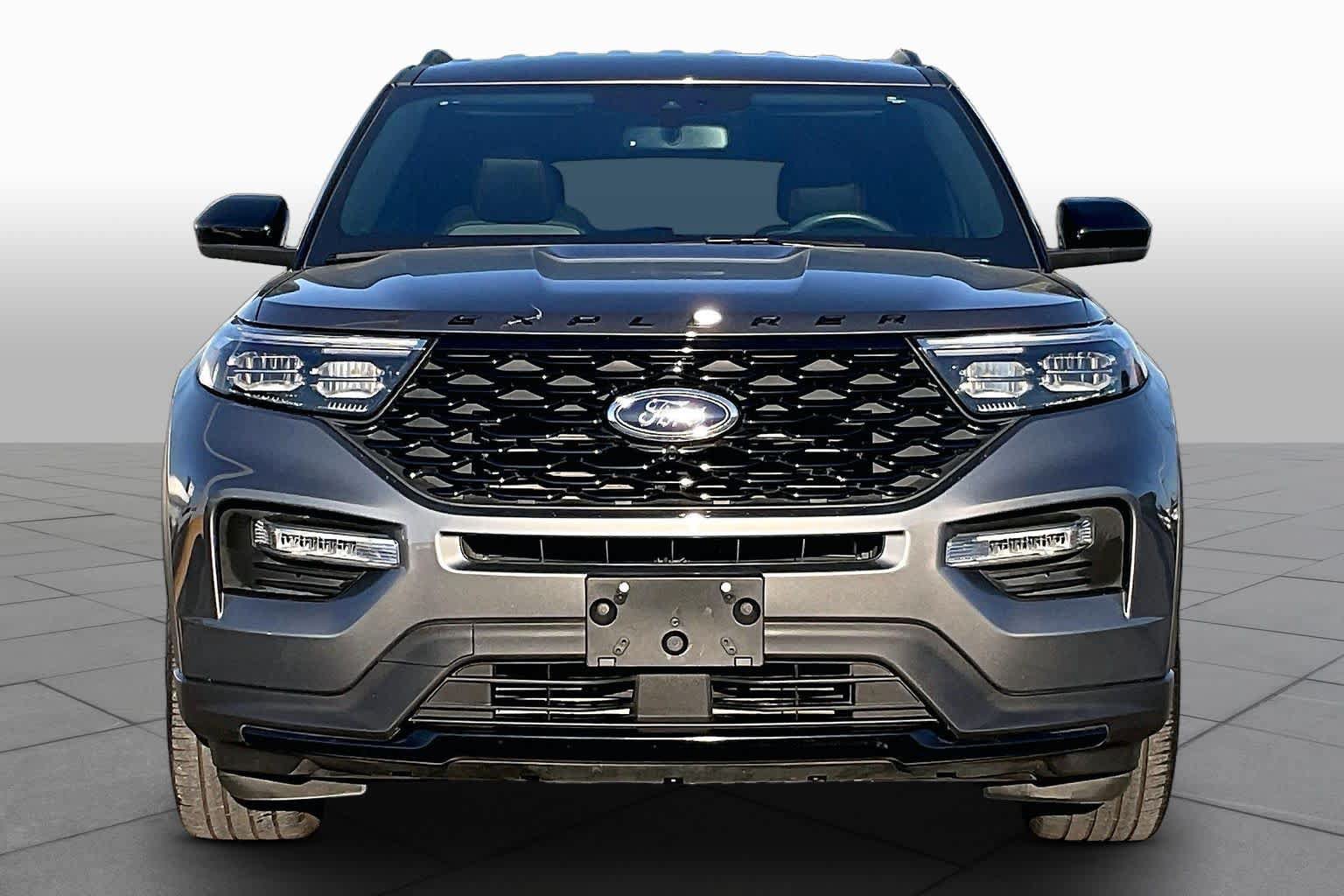 Certified 2023 Ford Explorer ST-Line w/ Class IV Trailer Tow Package RWD image 4