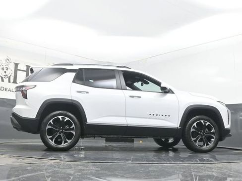 New 2026 Chevrolet Equinox LT w/ Convenience Package II image 31