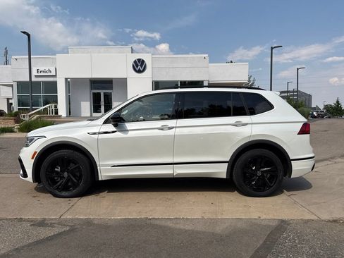 Certified 2023 Volkswagen Tiguan SE R-Line AWD/4WD image 2