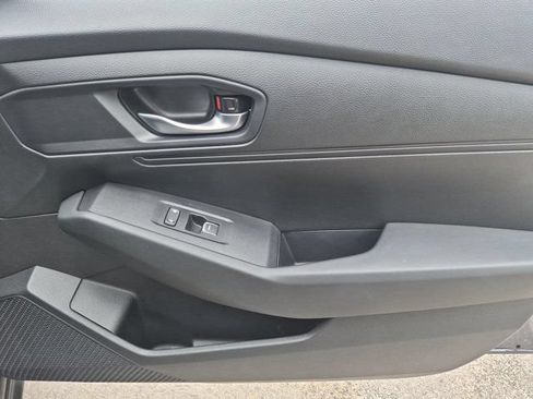 Used 2025 Honda Accord LX image 32