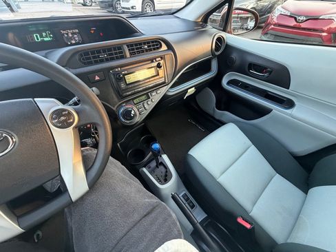 Used 2013 Toyota Prius C Two FWD image 14