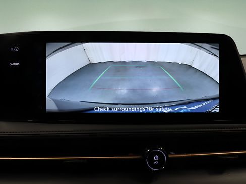 Used 2024 Nissan Ariya AWD image 22