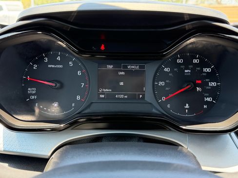 Used 2025 Chevrolet Trax LS FWD image 20