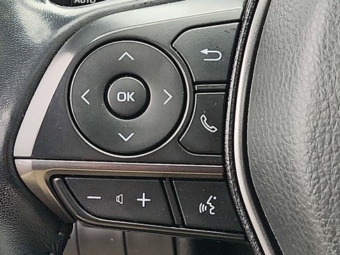 Used 2023 Toyota Camry SE image 21