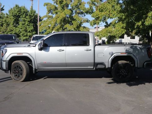 Used 2025 GMC Sierra 3500 AT4 w/ AT4 Premium Plus Package image 3