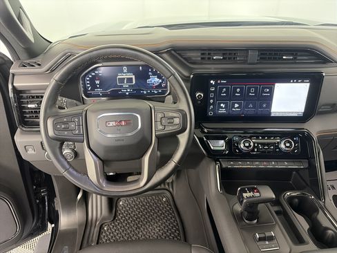 Certified 2024 GMC Sierra 1500 AT4 w/ Technology Package AWD/4WD image 3