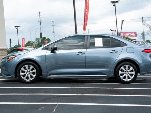 Used 2023 Toyota Corolla LE FWD image 21