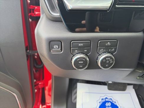 New 2026 GMC Sierra 1500 Elevation image 19