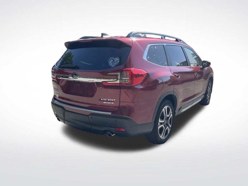 Used 2024 Subaru Ascent Limited w/ Technology Package AWD/4WD image 4