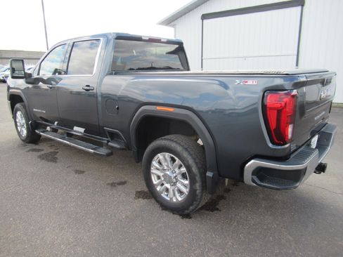 Used 2020 GMC Sierra 3500 SLE w/ SLE Value Package image 8