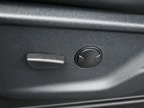 New 2025 Ford F250 XLT w/ Black Appearance Package image 13