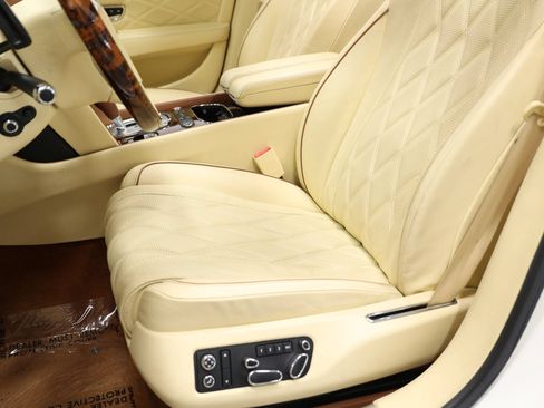 Used 2014 Bentley Flying Spur W12 AWD/4WD image 21