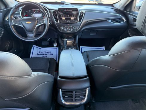 Used 2016 Chevrolet Malibu LT w/ Leather Package image 10